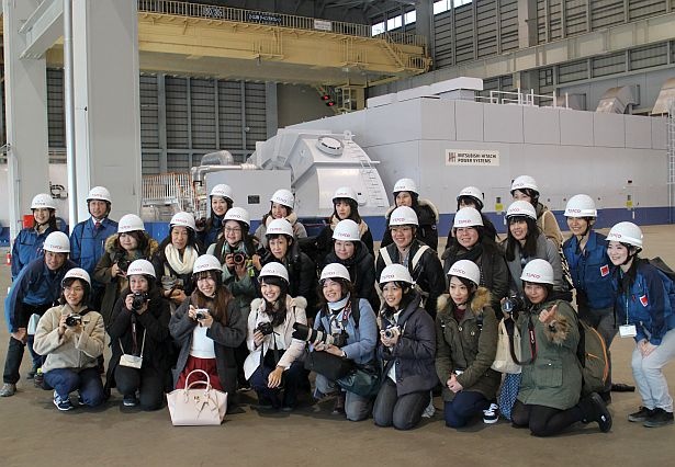 【写真を見る】応募が殺到した今回の川崎火力発電所撮影ツアー