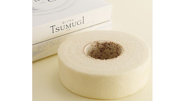 ｢白い恋人｣の妹分、真っ白なバウムクーヘン「白いバウム」が大人気！