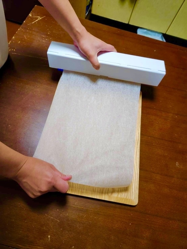 使うのはクッキングシート！（▶︎次へ） 撮影／さやか