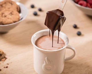 極上の「飲むチョコレート体験」を！「ショコレ」がヴィレヴァンオンラインに登場