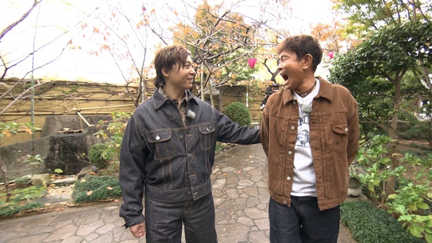 (左から)堂本剛、浜田雅功