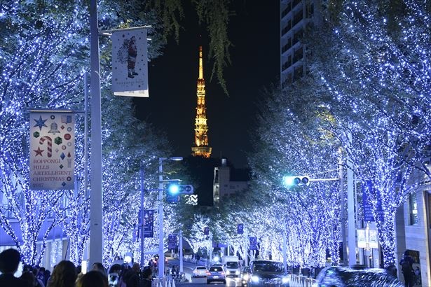 けやき坂イルミネーションはバレンタインシーズンまで期間延長