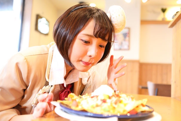「最後にバーナーで炙っていたから香ばしい匂いがします」