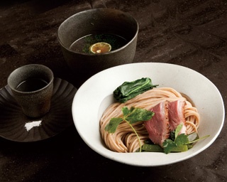【東京】麺もスープも個性的！東京の驚嘆つけ麺4選