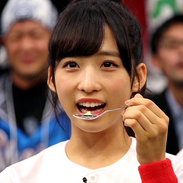 小栗有以はリアクションで観客からスタンディングオベーションを受けることができるのか?