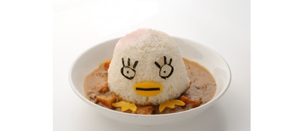 ビジュアルのままのネーミング｢エリザベスカレー｣(940円)。口と足をチーズで、目を海苔で表現した、甘口のビーフカレー