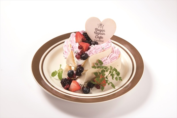 White Dressのように白いハートケーキ「Wedding Dress〜ハートケーキ〜(1490円)」