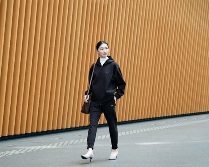 在宅ワークや長時間移動にぴったり！「BAKUNE」を生み出した「TENTIAL」の日中用リカバリーウェアを着用してみた