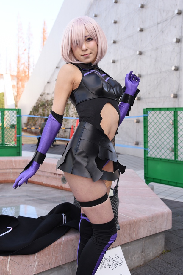 「Fate/Grand Order」のマシュ・キリエライトに扮する うたたねねむさん