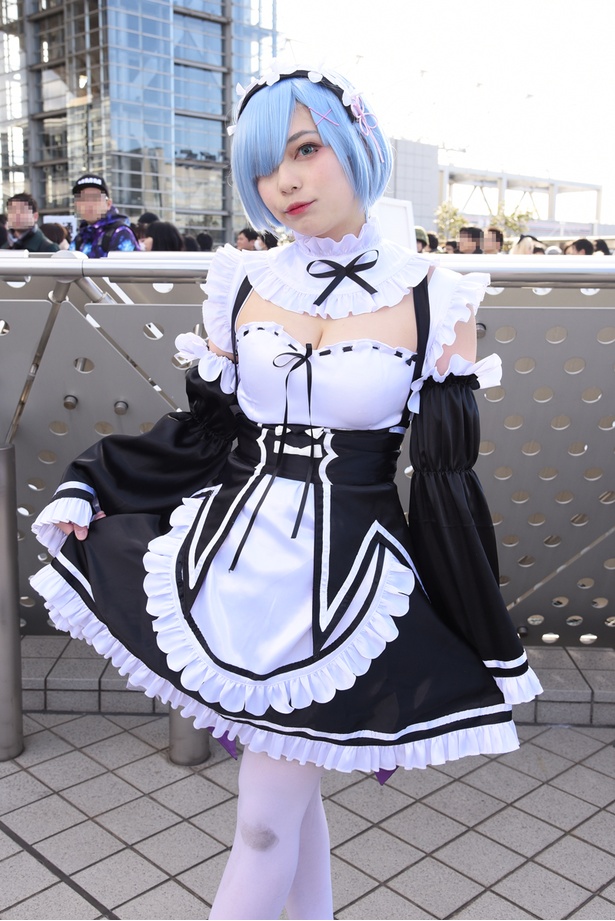 「Re：ゼロから始める異世界生活」のレムに扮する ほるすたいんさん