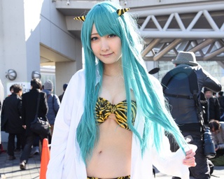 美人コスプレイヤー画像 in コミケ93 初日【全40点】