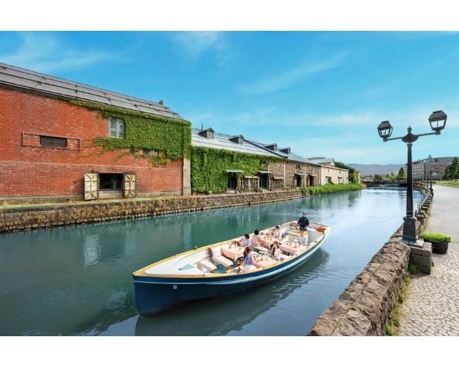 アフタヌーンティー×クルーズ⁉星野リゾートのOMO5小樽で“春”がテーマの特別なアフタヌーンティーを船上で堪能する期間限定プログラムを開催