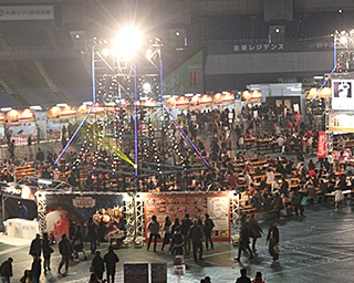 京セラドーム大阪で「肉フェス」開幕　“飲めるハンバーグ”など全国から食欲刺激する人気肉料理が集結！