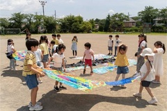 最後に大きな「Hi! Mckee」が完成！