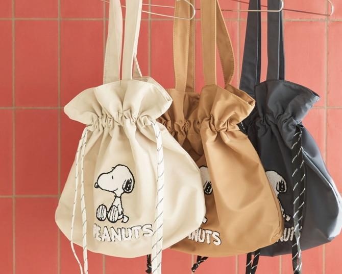 “スヌーピー”刺しゅうのロンTやバッグがプレオーダーで完売続出！「DOUX ARCHIVES」30周年×PEANUTSコラボを全紹介