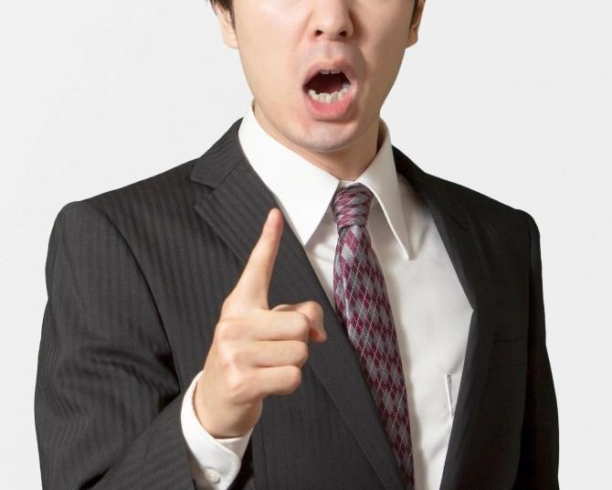 不機嫌な上司は、部下にとって“猛獣レベル”の脅威だった...。ニュースで話題「フキハラ」の怖さと、科学が教える自分を守る方法