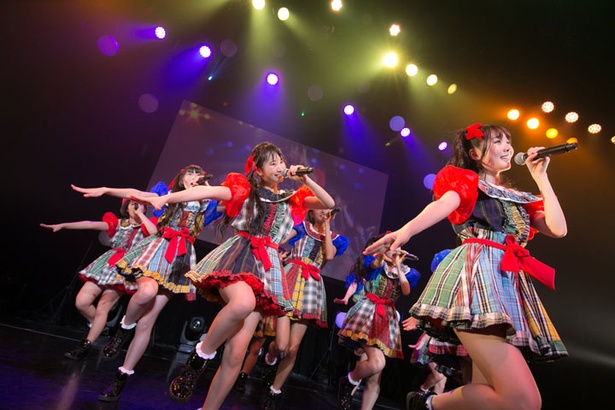 ニューシングル収録曲の「トライアングル・ドリーマー」はもちろん、この日は「心臓にメロディー」を初披露!