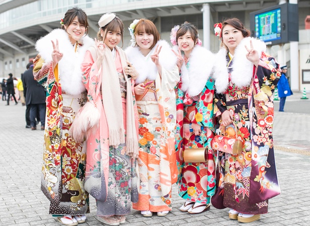祝新成人2018！北九州市の成人式で見つけた振袖美人［みかちゃん、ひとみちゃん、すみれちゃん、ももこちゃん、ももかちゃん］