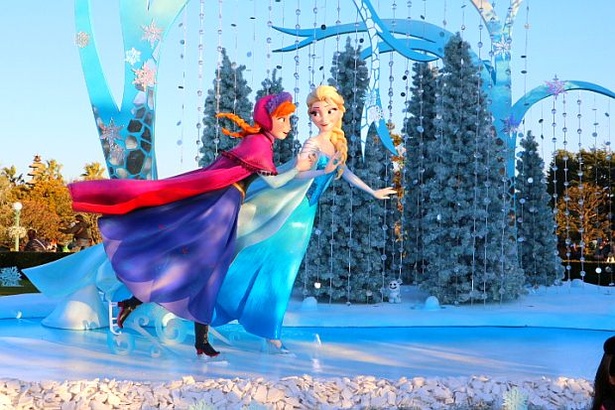 ディズニー映画『アナと雪の女王』をテーマにしたデコレーション