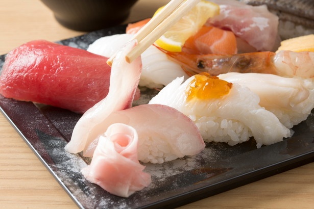 寿司ネタ2枚のせ が斬新な海鮮居酒屋 Go Go シーホース番外編 ウォーカープラス