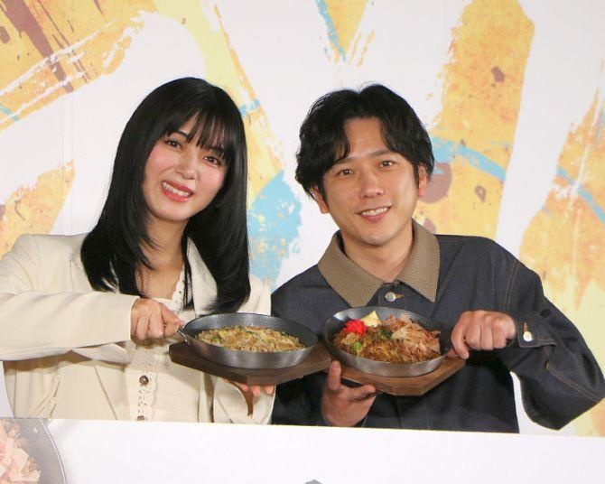 池田エライザが「わんぱく欲が満たされる」と語る丸亀製麵の新メニュー“うどんメシ”とは？