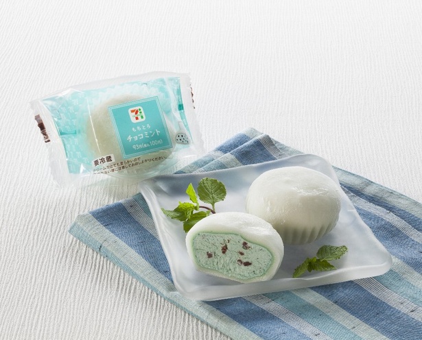 2017年8月に発売された「もちとろ チョコミント」(100円)はオリジナルチルド和洋折衷スイーツで初登場だった
