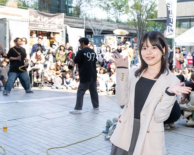 【Pocochaコラボ】贅沢「ローストビーフ丼」を堪能！癒やし系ライバーが「ウォーカーフェス」第8弾をレポート