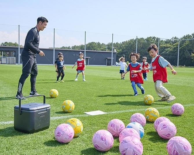 サッカー・野球キッズのパパママ必見！コールマンの“神ギア”利用で、スポーツ観戦や運動会参観が驚くほど快適に