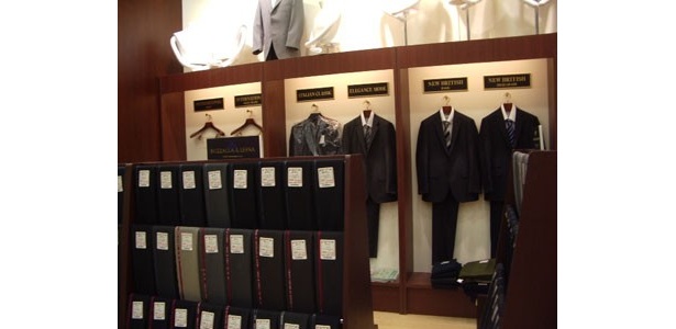 ユザワヤの紳士服オーダーコーナー