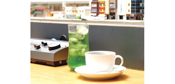 ドリンクは約10種