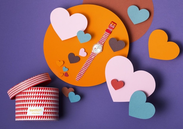 世界で数量限定！スウォッチのバレンタインモデル「HEARTY LOVE」(9180円)