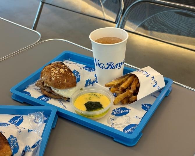「I’m donut？」のオーナーシェフが手掛けるブランド「Neo Nice Burger」より新メニューの「ジャンキーチーズディップ」が登場！