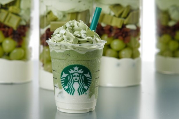同じく2月14日(水)まで販売の「抹茶＆フルーティ マスカルポーネ フラペチーノ」(Tall 税抜580円)
