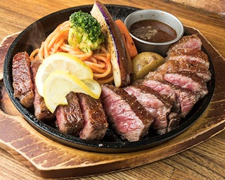 すすきの×道産牛：「はこだて大沼黒牛」をボリューム満点のステーキで味わう！