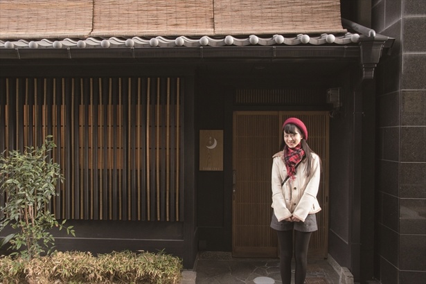 17年は京都市内に町家宿が続々誕生。東山の「月亭」では、観光ではわからない土地の暮らしも感じられる