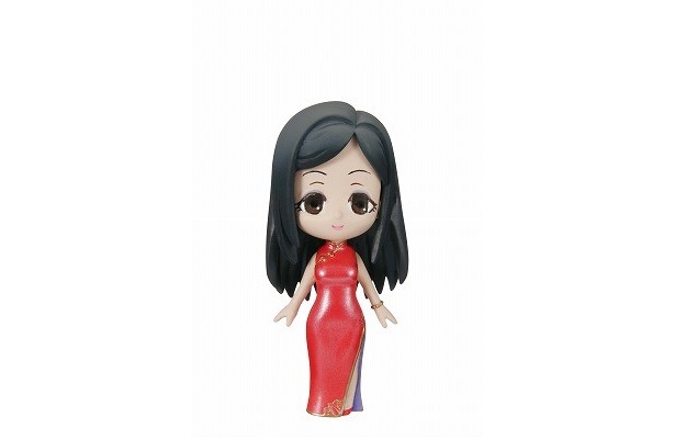 黒髪の妖艶美女「まい」