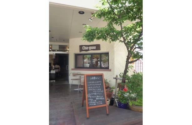 劇場内にはカフェも