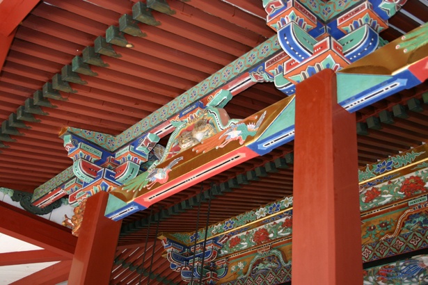 「紀州東照宮」本殿の左甚五郎による壮麗な彫刻は必見