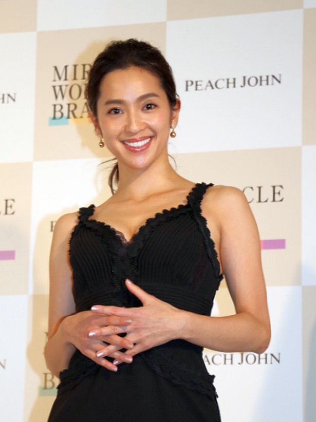 中村アン「ピーチ・ジョン」Webムービー美胸ショット 15/20