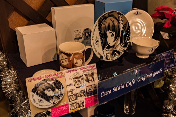 キュアメイドカフェ限定「ラブライブ！」コラボレーショングッズの一部