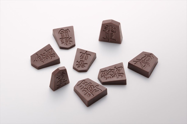 サイズ感もリアルなチョコレートに仕上げた