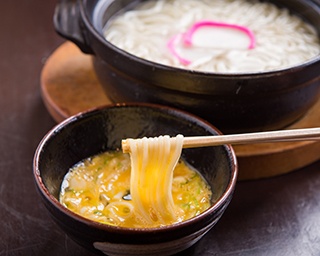 【福岡うどん愛】グツグツと麺が踊る長崎名物“地獄炊き”を求めて「うどん五島」へ