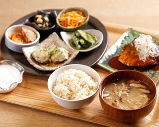 札幌・北大そば！　栄養士さんが作るカロリー控えめランチ「taft-B」