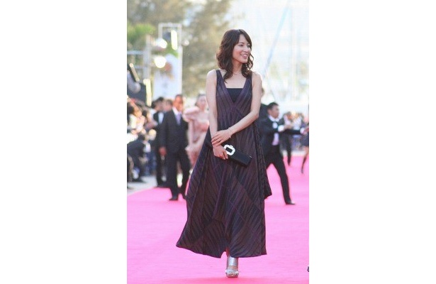 木村祐一監督『ワラライフ!!』出演の鈴木杏樹は、意外にもレッドカーペット初体験！