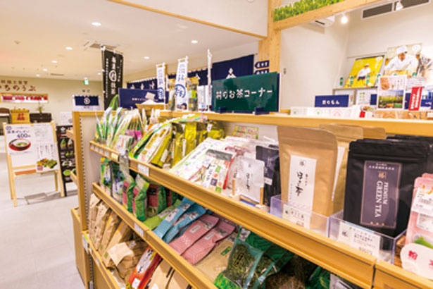 地元の野菜や加工品が並ぶ「のもん市場」