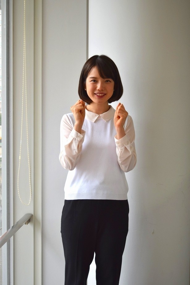 【写真を見る】南沢奈央との熱愛についてのイジりが「一番激しい!」と若林に言わしめた弘中綾香アナ