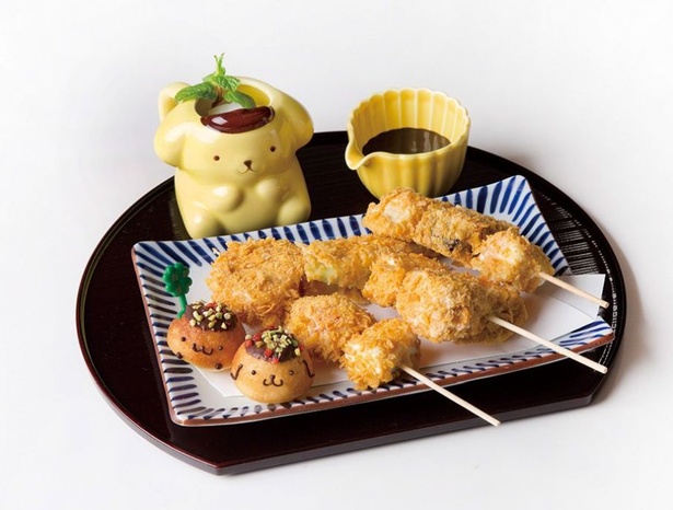 梅田店限定メニュー「二度づけOK!?そっくり串かつスイーツ」 (税抜1490円)はプリンカップ付き