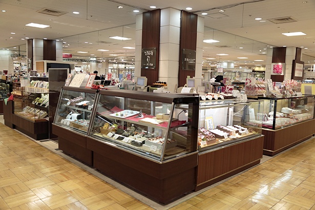 恵比寿三越のほか都内に複数店舗を展開する人気店の旬果瞬菓 共楽堂