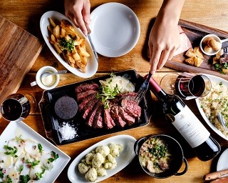 食べ放題の常識を覆す贅沢体験！東京・新橋にて黒毛和牛食べ放題登場