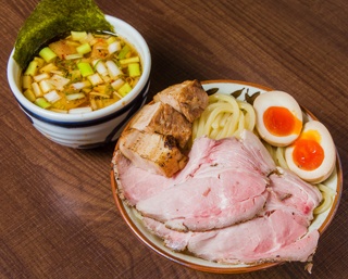 【福島】太麺はプリプリ、肉がドカッ！ 食らいつかずにはいられない旨つけ麺3選